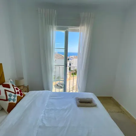 דירה Hill Sea View מנילבה